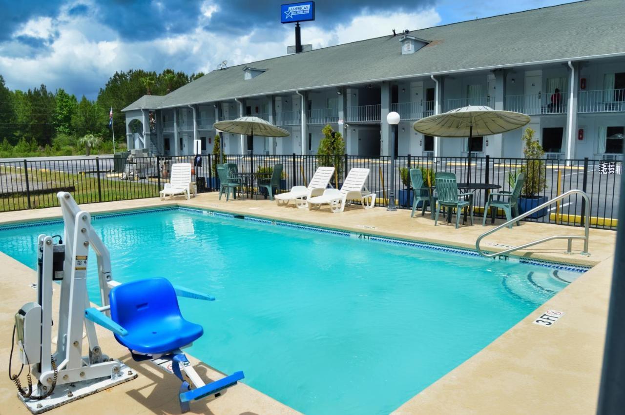 Days Inn By Wyndham Hardeeville Near Hilton Head 外观 照片