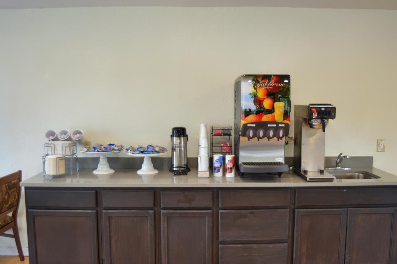 Days Inn By Wyndham Hardeeville Near Hilton Head 外观 照片