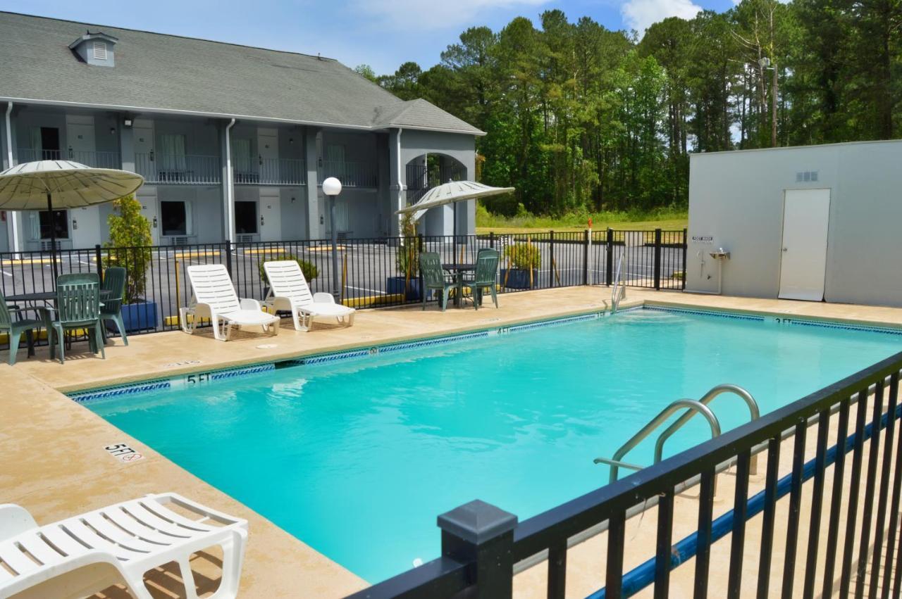 Days Inn By Wyndham Hardeeville Near Hilton Head 外观 照片