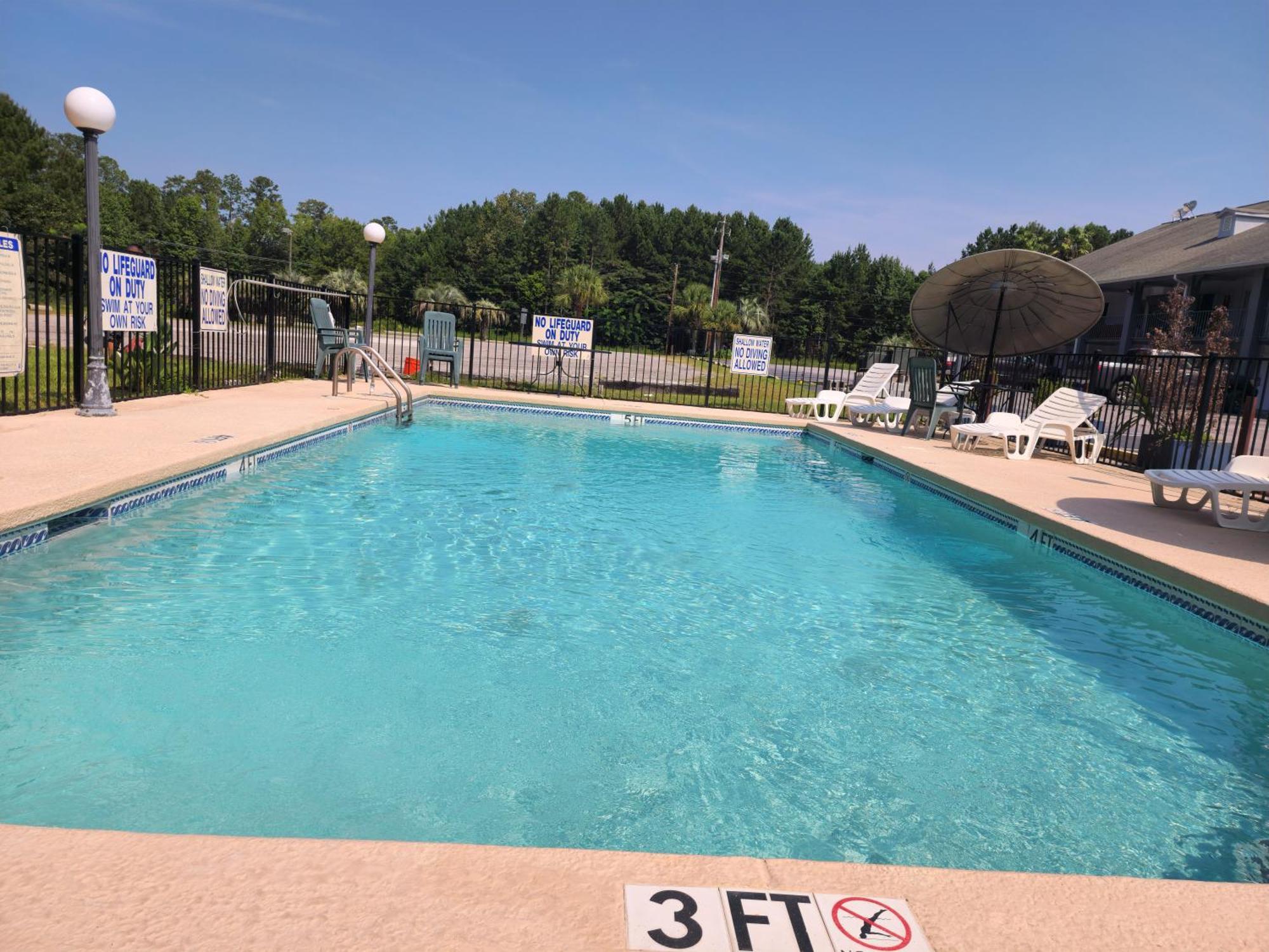 Days Inn By Wyndham Hardeeville Near Hilton Head 外观 照片