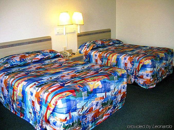 Days Inn By Wyndham Hardeeville Near Hilton Head 外观 照片