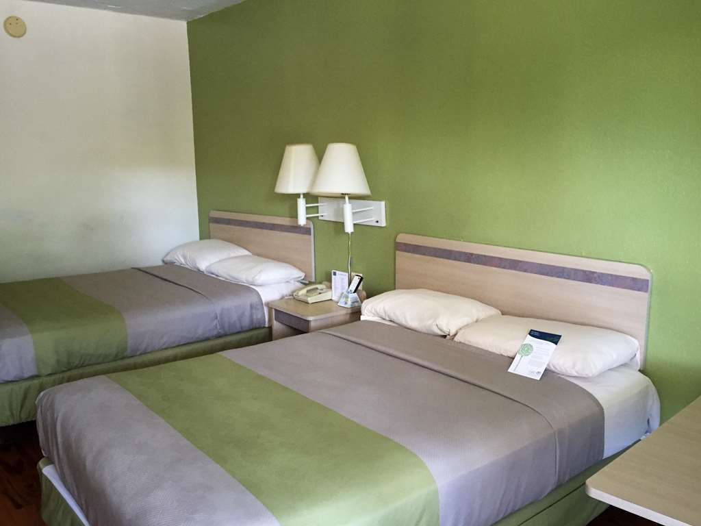 Days Inn By Wyndham Hardeeville Near Hilton Head 客房 照片